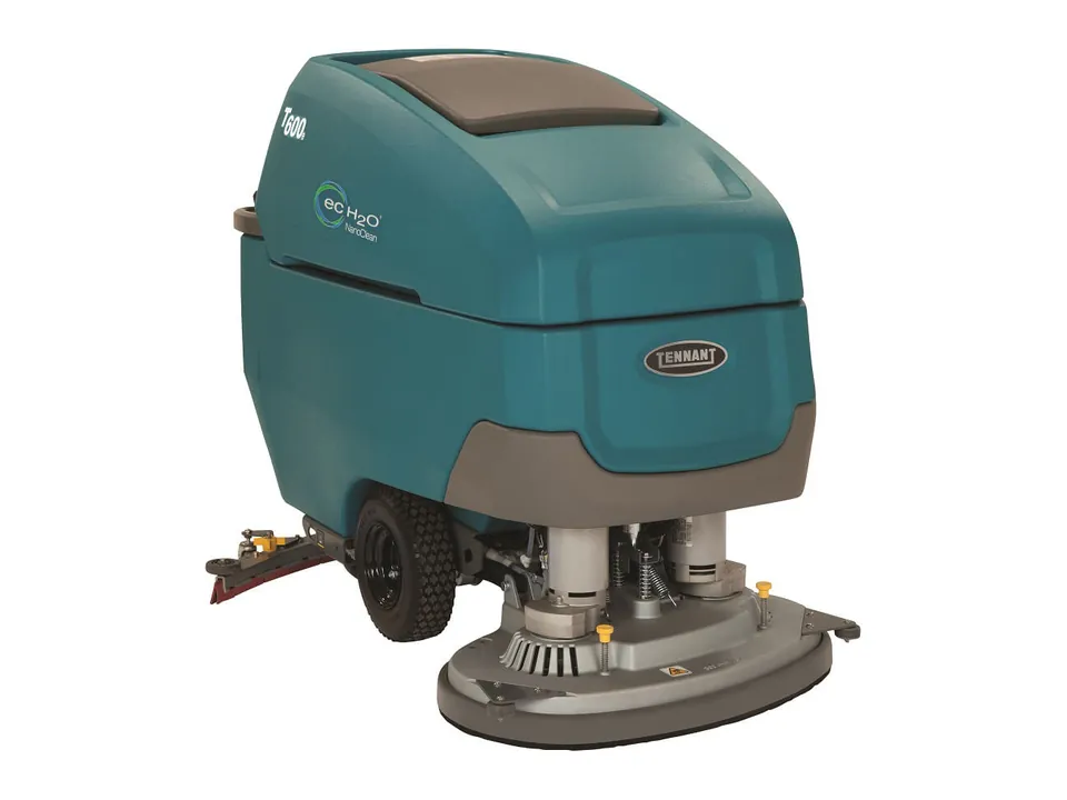 Mașină de spălat pardoseli Tennant T600e